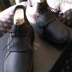 Fenty by Rihanna/ Puma